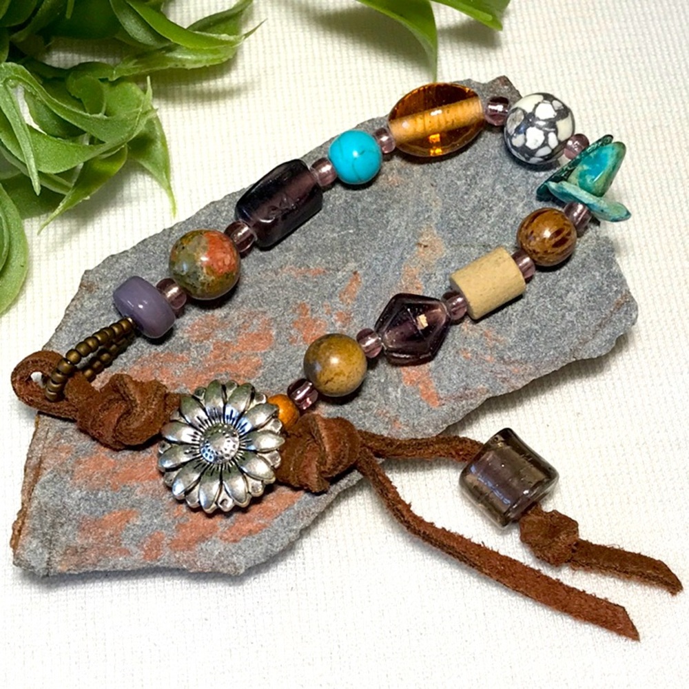 🌵 Handcrafted Southwestern Style Bracelet 🌵